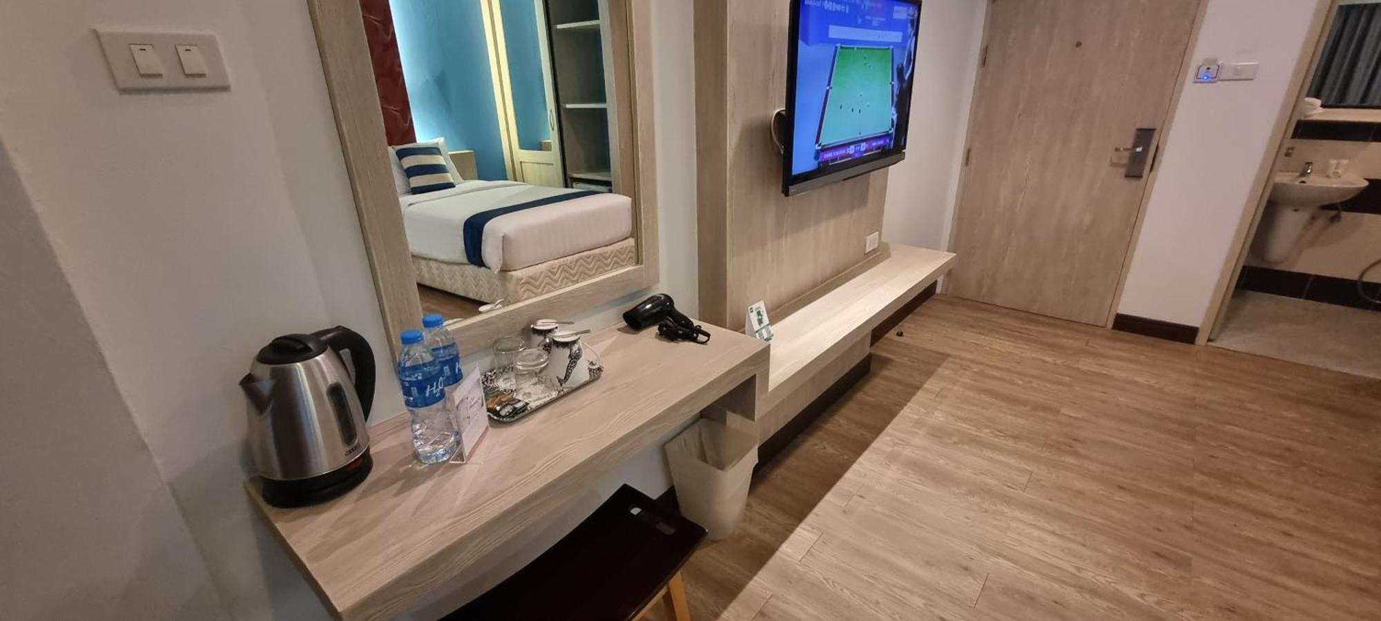 Icheck Inn Chill Patong Экстерьер фото